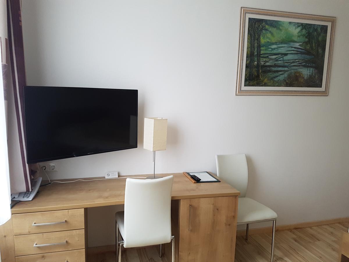 סטוקראו Hotel Lenau מראה חיצוני תמונה